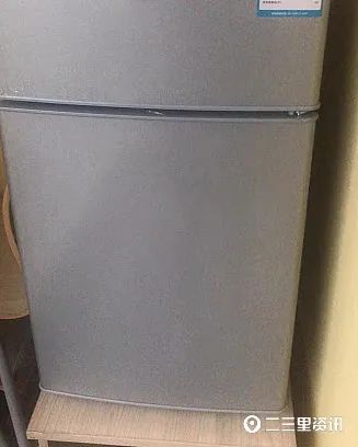 DƬ